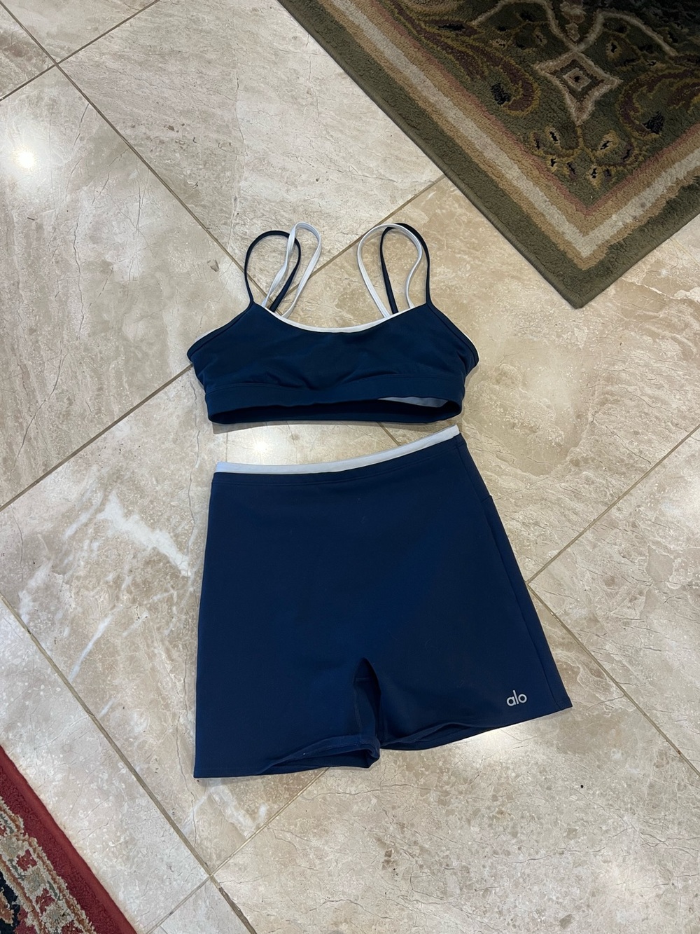 Alo Yoga Double Up Workout Set